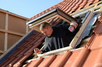 Pose de fenêtres de toit Velux à Laissaud
